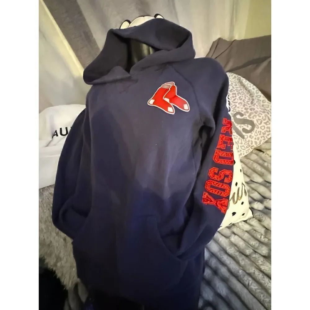 VS pink pulliver hooded sweatshirt- hoodie mlb red sox medium